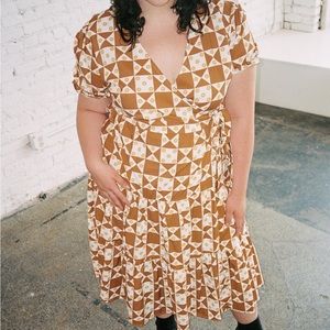Lisa Says Gah! Victoria Wrap Dress Quilt Toasted Pecan